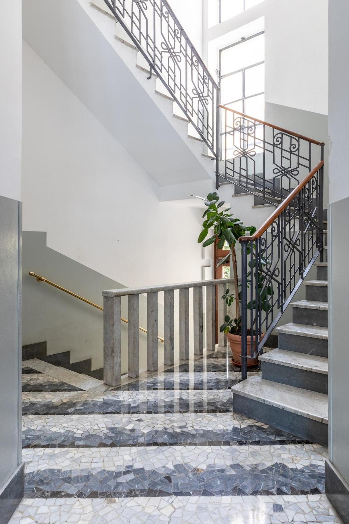 Comfortable Flat Inside Isola And Garibaldi District Apartment Mailand